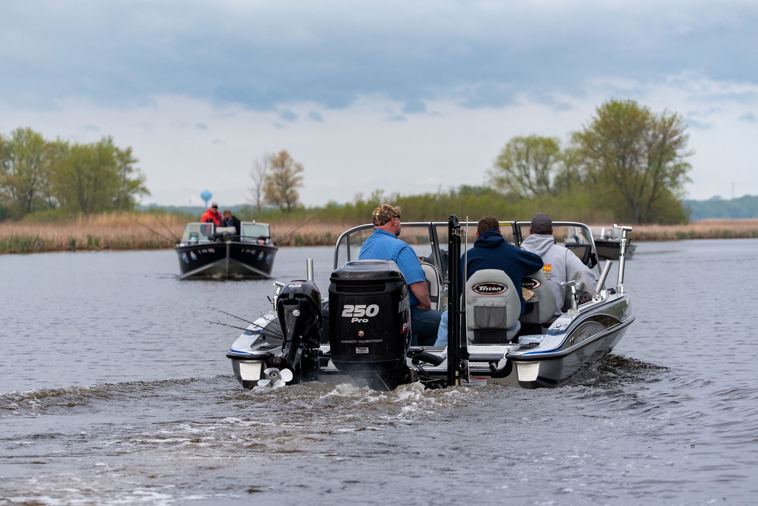 Fishing the Chain in a Boat